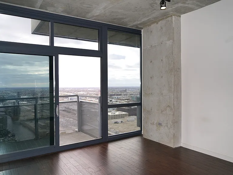 235 W Van Buren St #4009 — Photo 14