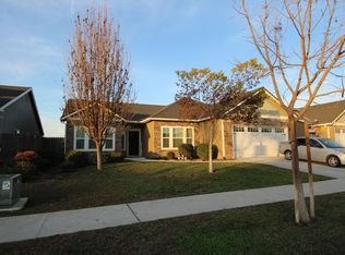 1836 W Bryman St, Hanford, CA 93230