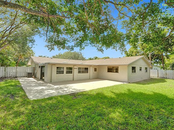 2nd image of 12305 Paseo Way