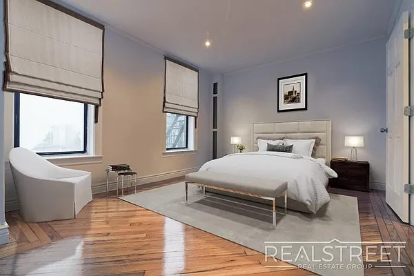 Rented by Real Street Inc | media 5