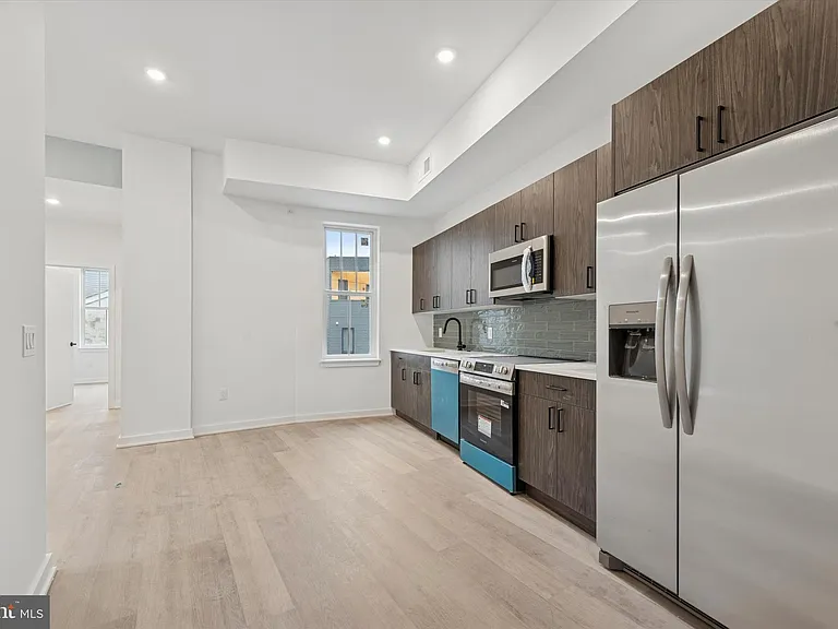 1500 Frankford Ave #302 — Photo 4
