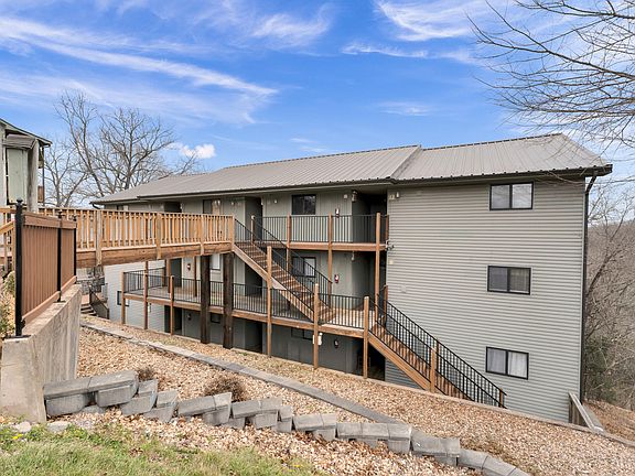 3rd image of 26 Sinatra Court #8 BLDG 3