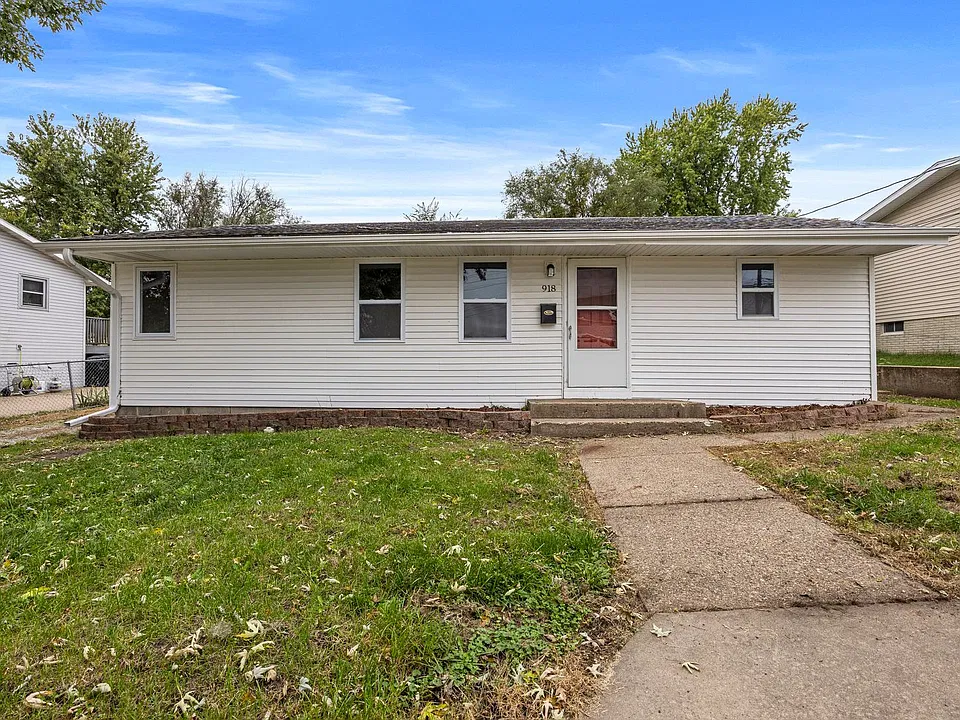 918 N Harlan St