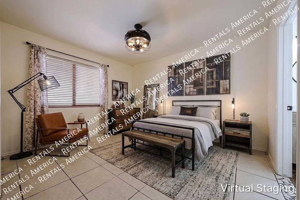 Move-In Ready! 2-Bedroom Condo with Private Backyard — Photo 2