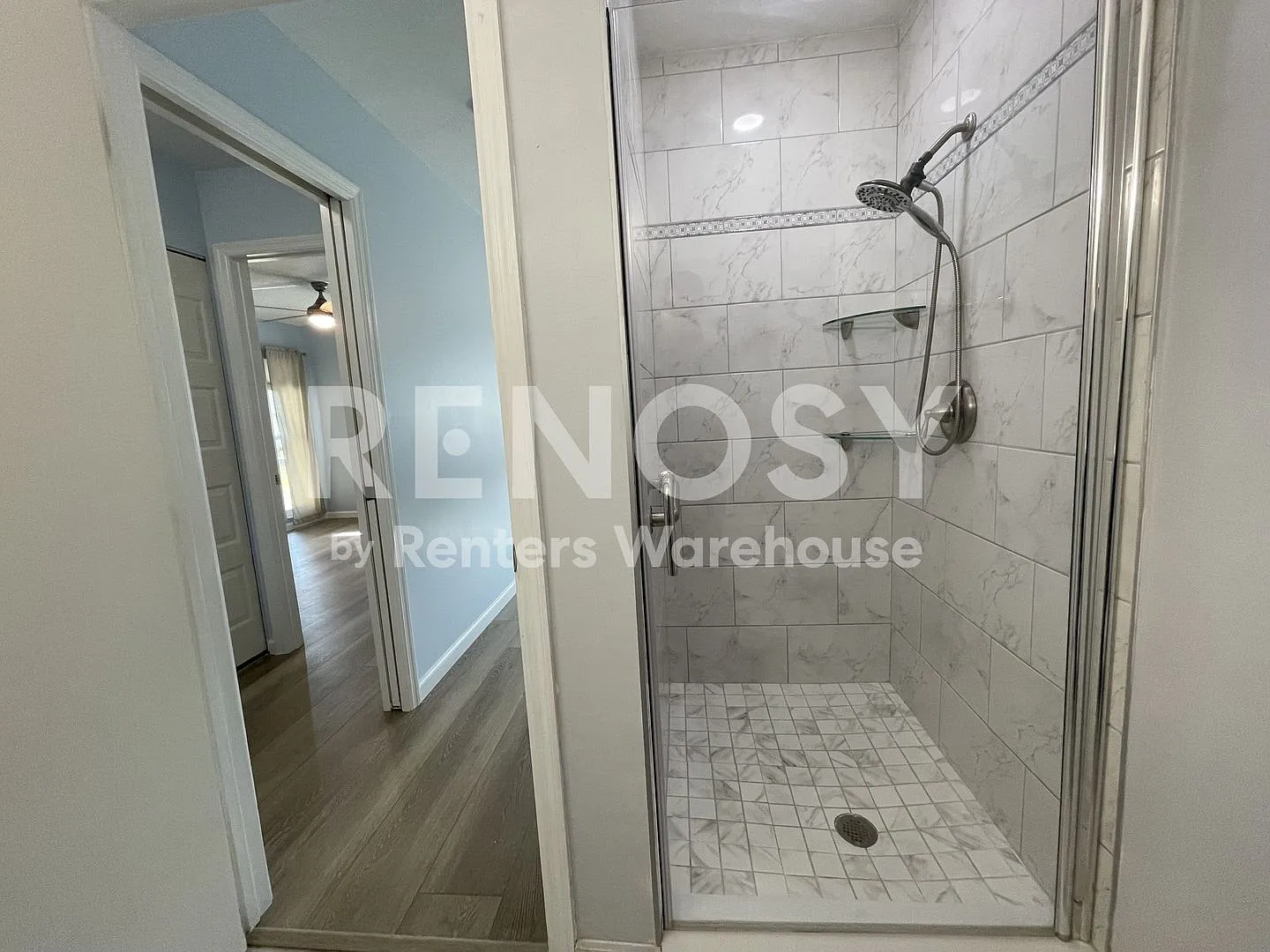 Sun City Center - Kings Point - Updated 2/2 End Unit Condo — Photo 2