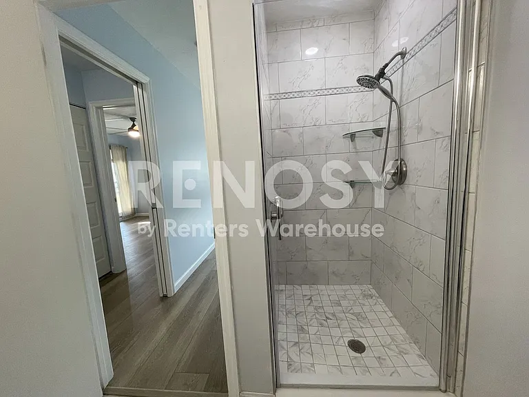 110 Gloucester Blvd #110 — Photo 2