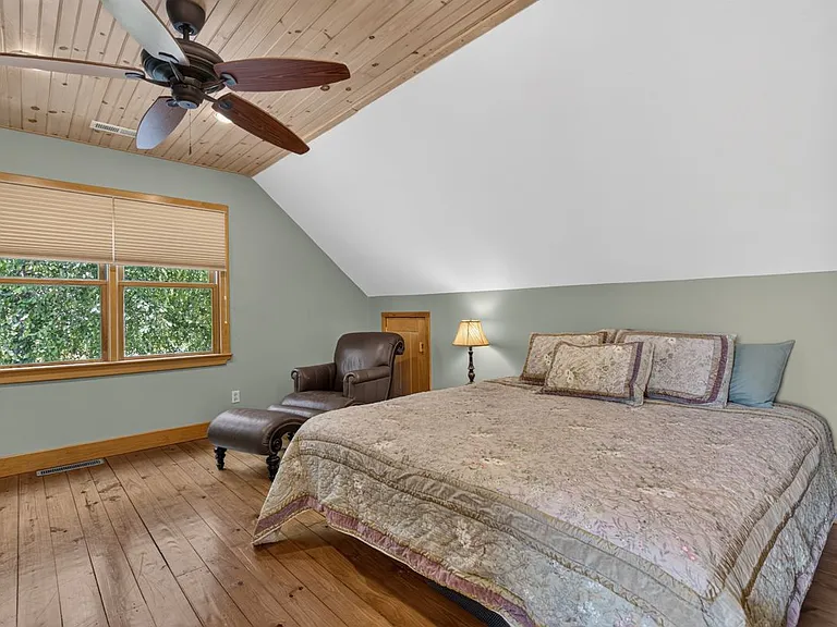 441 State Road 1541 — Photo 18