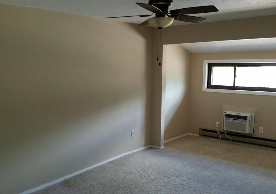 2nd image of 6468 Forest Park Dr
