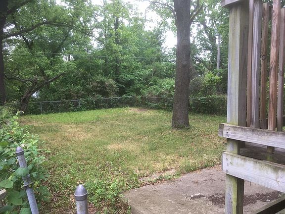 3rd image of 7001 Agnes Ave