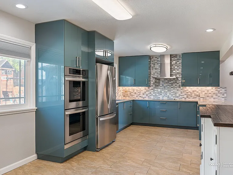 3661 Slopeview Dr — Photo 17