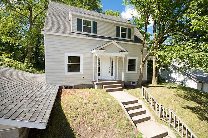 1st image of 1011 Frederick Ave NW