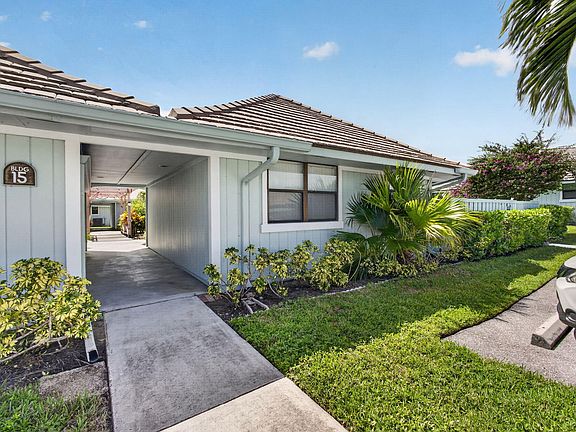3rd image of 1127 E SEMINOLE Avenue #15D