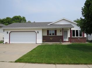 408 Hargrove St, West Bend, WI 53095