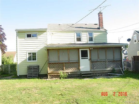 2nd image of 206 Spaulding St