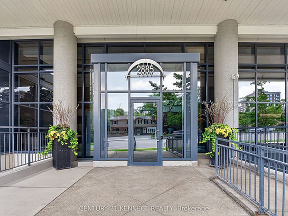 2nd image of 2885 Bayview Ave #1514