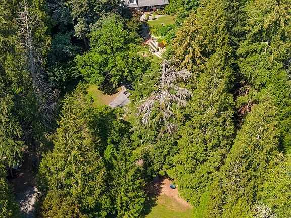 3rd image of 4163 Cedar Dr