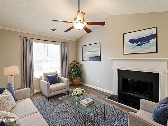 4th image of 105 Cypress Dr