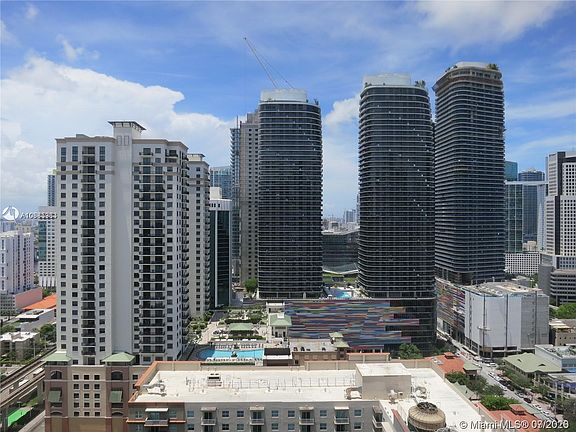 2nd image of 1111 SW 1st Ave APT 2821-N