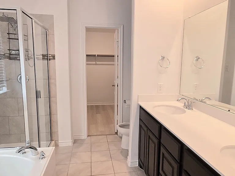 2625 Hillrich Dr — Photo 13