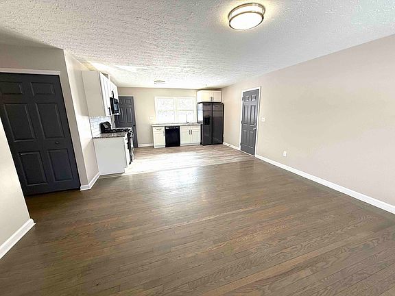 2nd image of 1709 Newbrook Dr