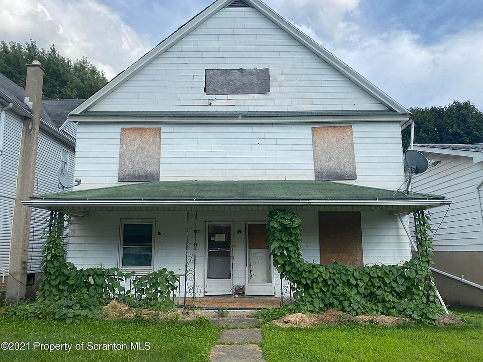 1st image of 710 N 712 Bromley Ave
