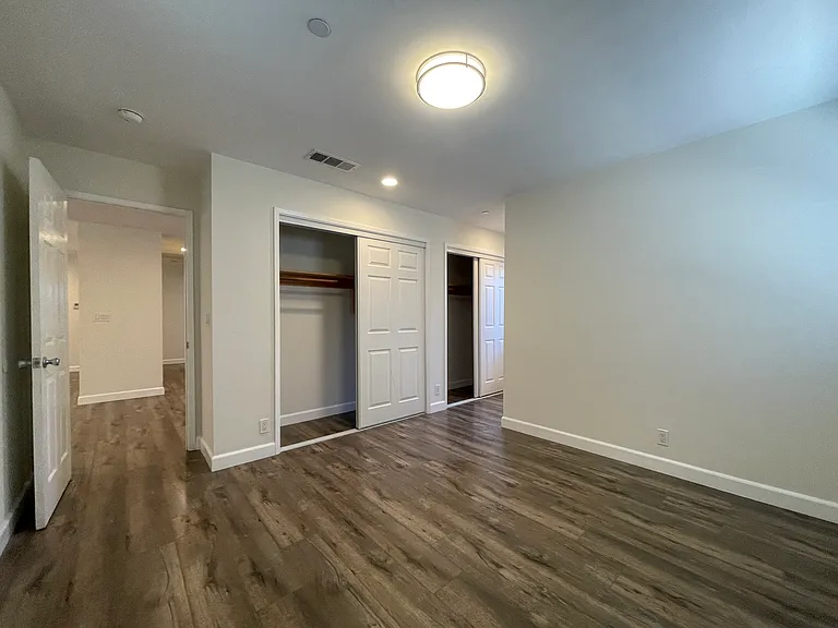 240 W Lemon Ave #B — Photo 7