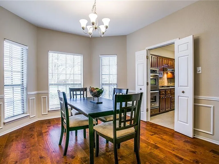 249 Simmons Dr — Photo 11