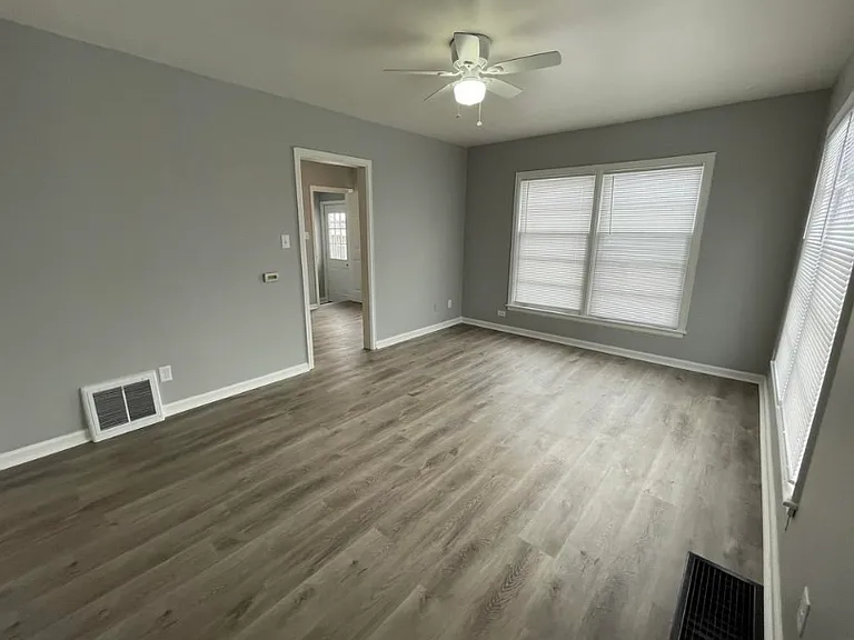 1607-1609 Randolph St — Photo 11