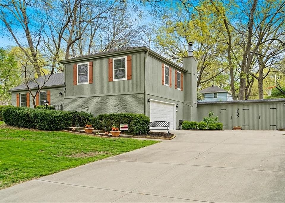 8205 Tomahawk Rd, Prairie Village, KS 66208 Zillow
