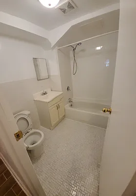 Rented by Jason A Moore, LREB | media 20