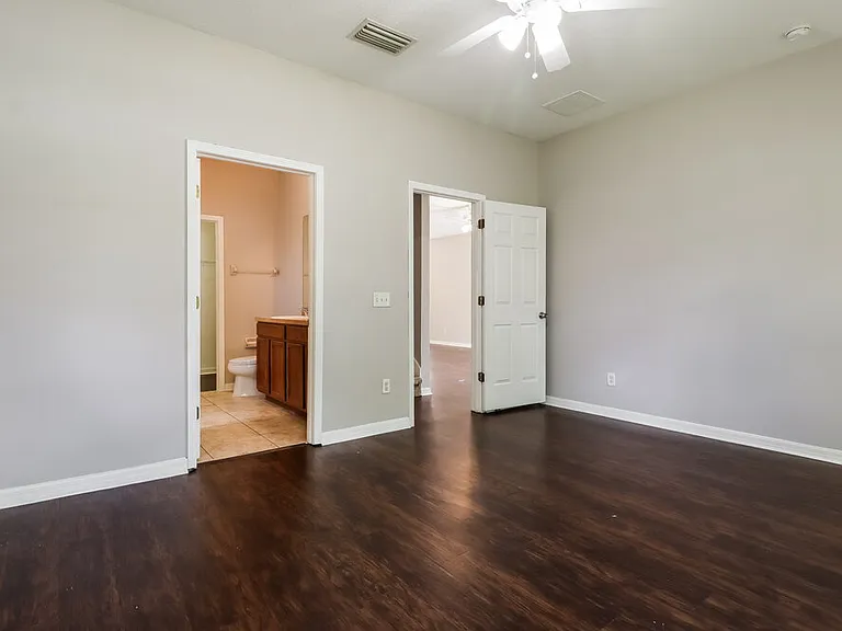 10330 Avelar Ridge Dr — Photo 11