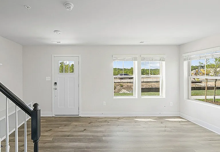 Entry way and bonus space