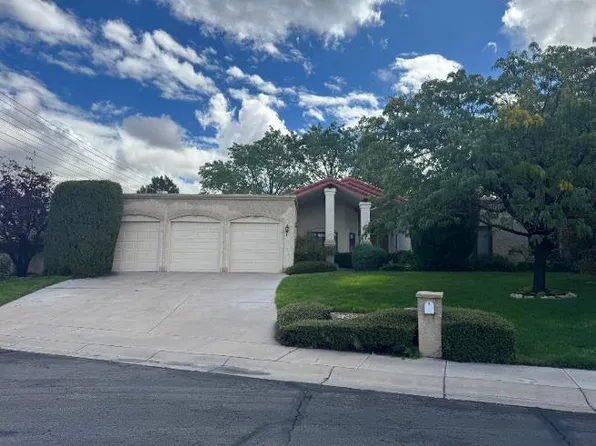 7010 Pala Mesa Ct NE, Albuquerque, NM 87111