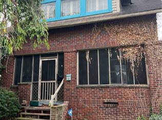 318 E Elizabeth St, New Castle, PA 16105