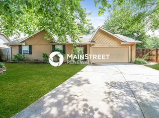 300 Cherryvale Rd, Edmond, OK 73003