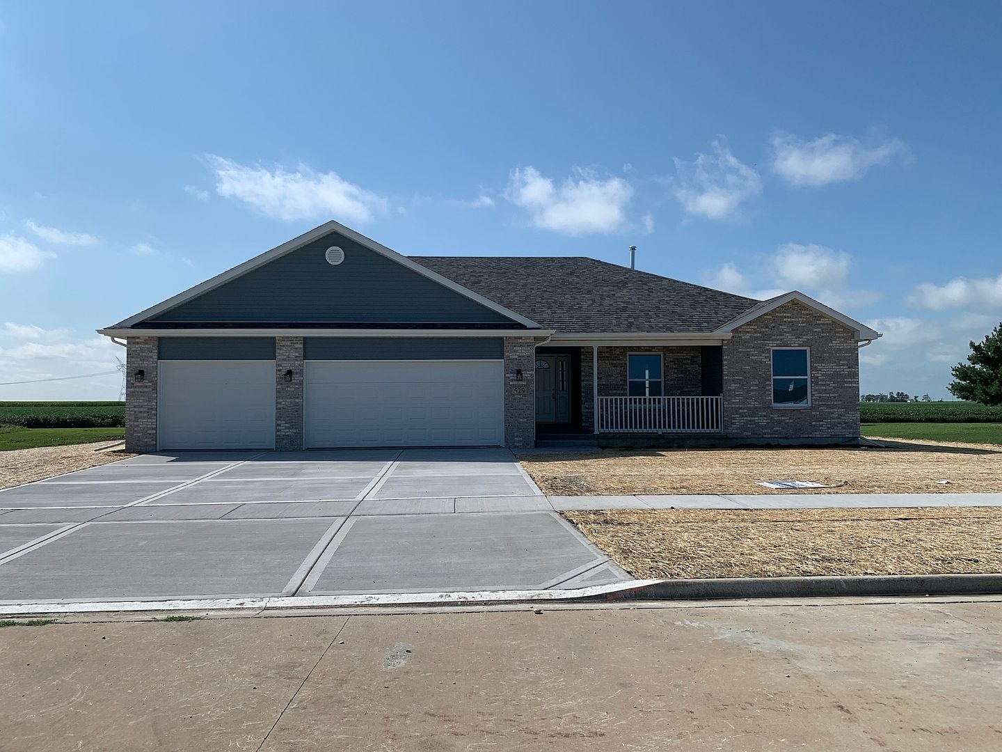 529 Lloyd Dr, Dwight, IL 60420 Zillow