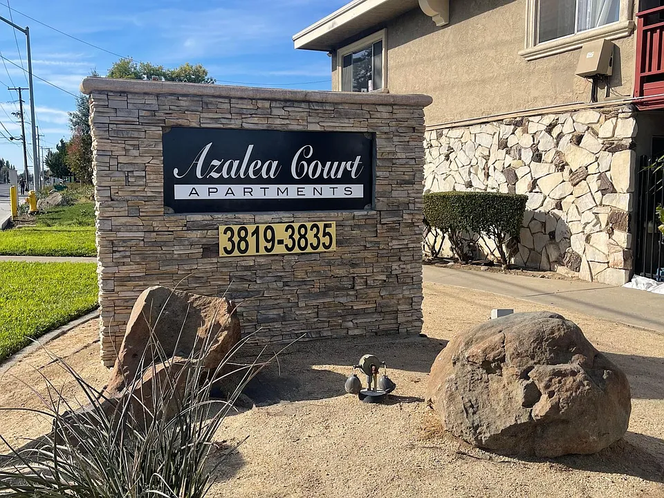 Azalea Court
