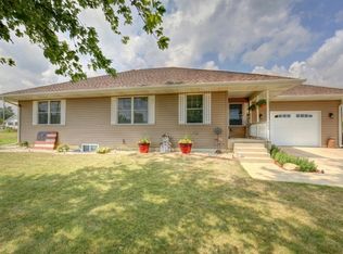 203 E North St, Gifford, IL