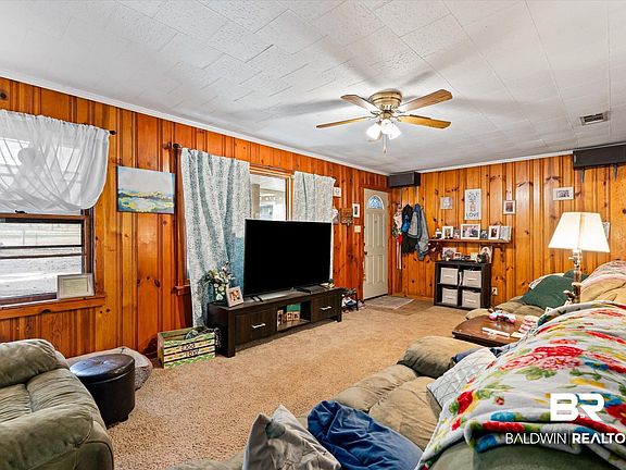 4th image of 4575 Bush Ln