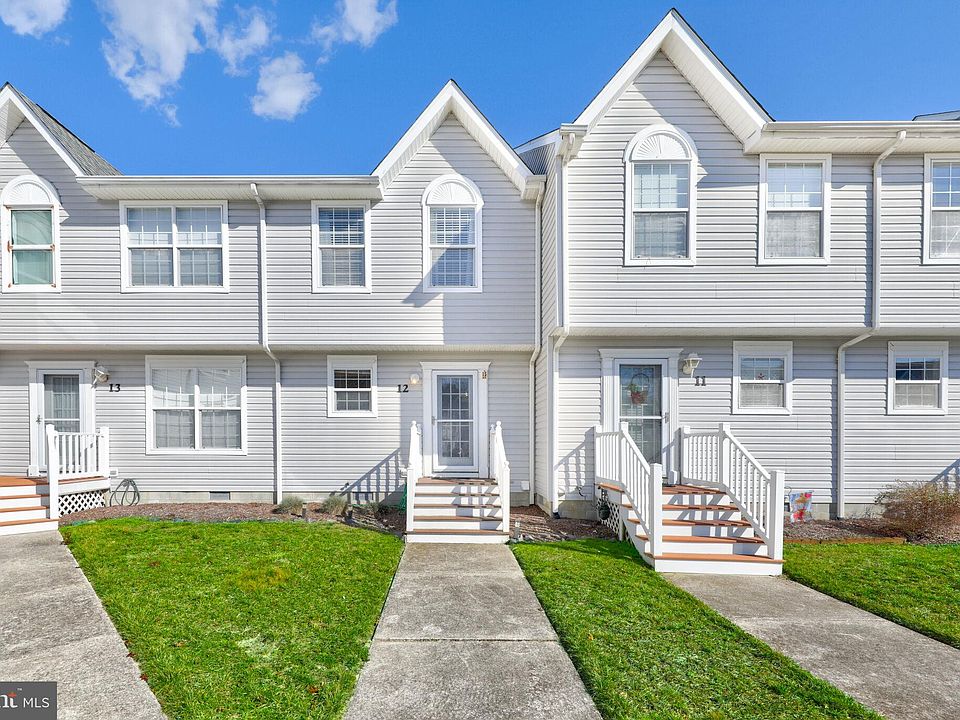 1st image of 38172 Beachwood Ct #F12