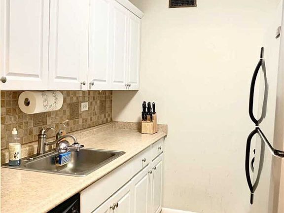 4th image of 125-10 Queens Blvd #1415-125-1