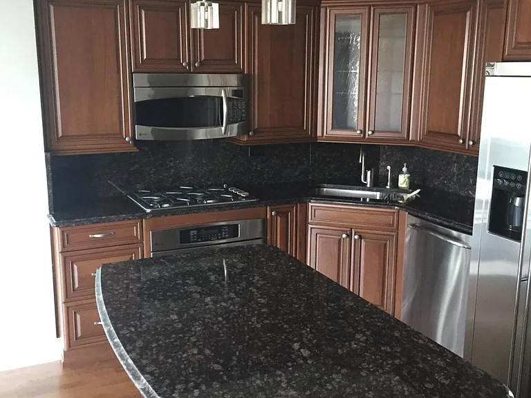 600 W Touhy Ave #401 — Photo 4