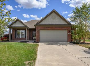 4085 Raintree Blvd, Greenwood, IN 46143