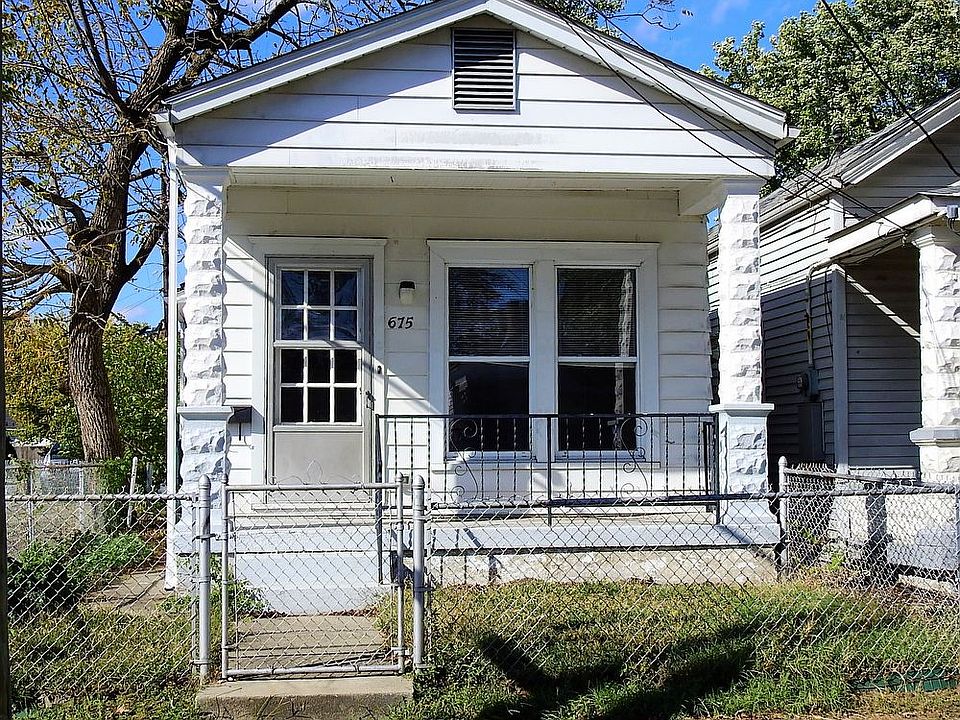 1st image of 675 Lynn St