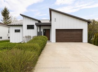 236 Cox Mill Rd, Barrie, ON L4N4G5