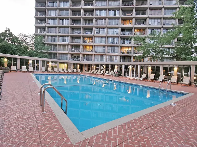 1960 N Lincoln Park W #1501 — Photo 47