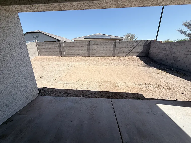 24170 W Flores Dr — Photo 35