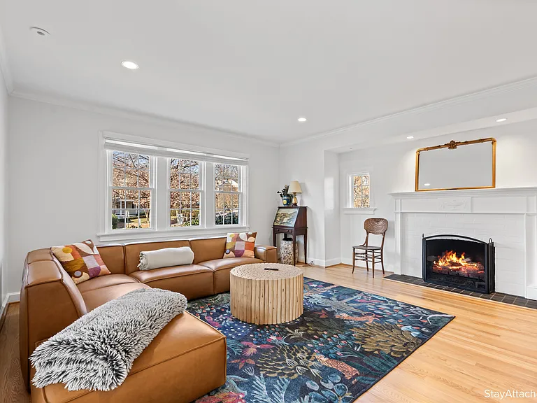 4464 Greenwich Pkwy NW — Photo 1