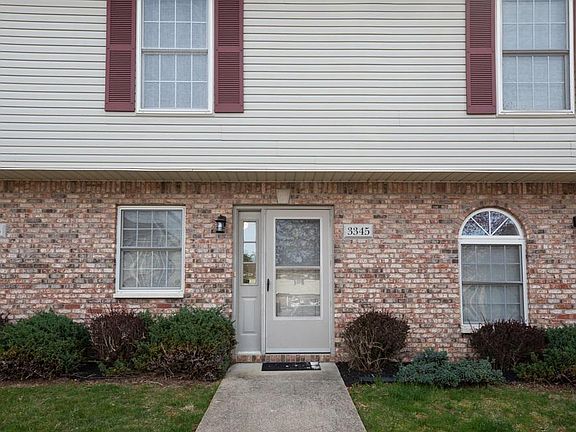 2nd image of 3345 S Oaklawn Cir