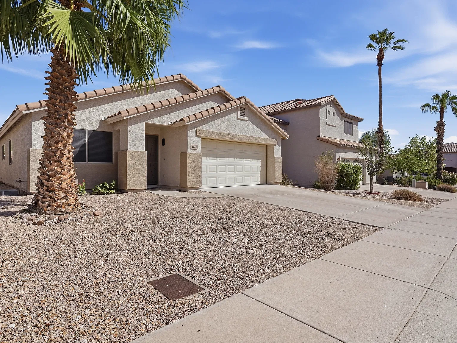 25227 N 63rd Dr — Photo 2